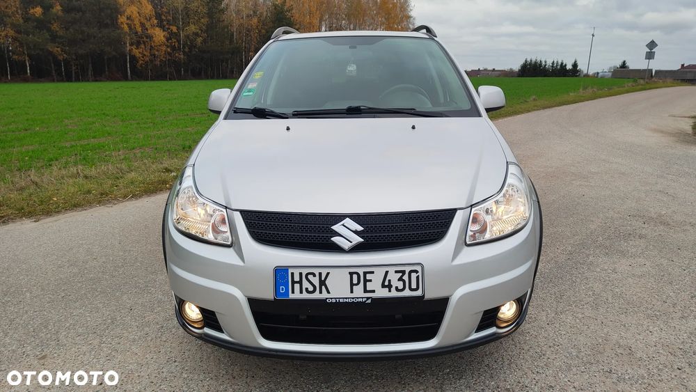 Suzuki SX4 1.6 GS / Premium - 8