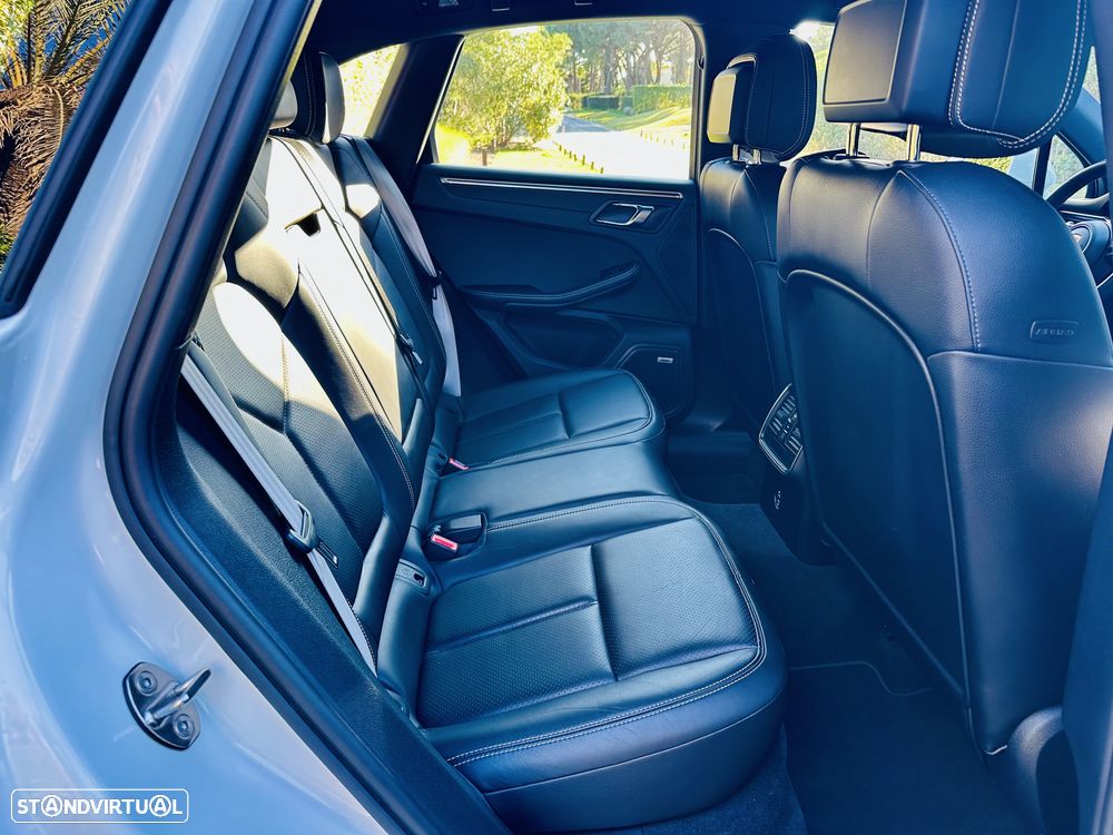 Porsche Macan Standard - 23