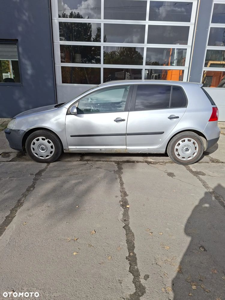 Volkswagen Golf V 1.6 Comfortline - 3