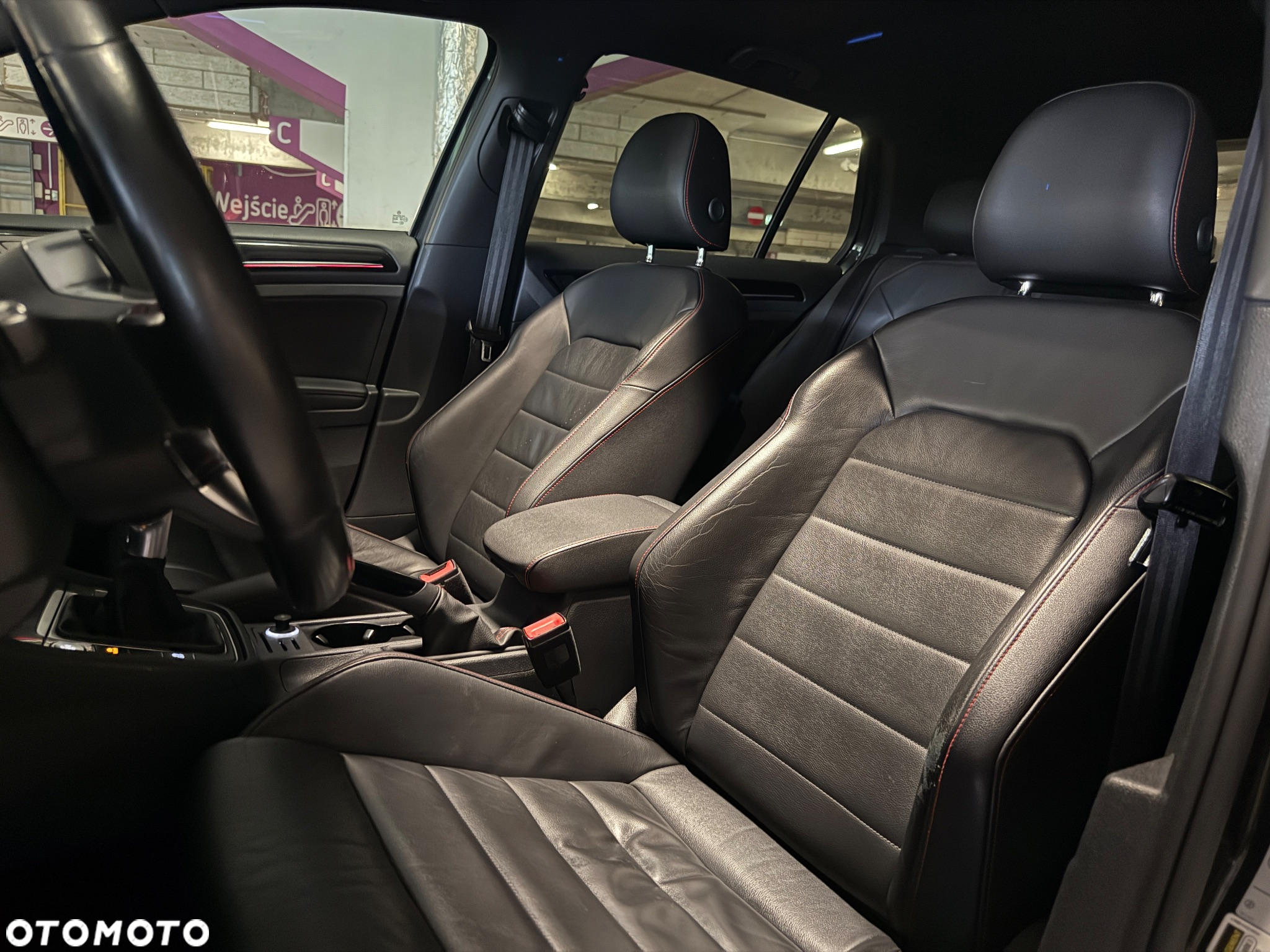 Volkswagen Golf VII 2.0 TSI BMT GTI - 23