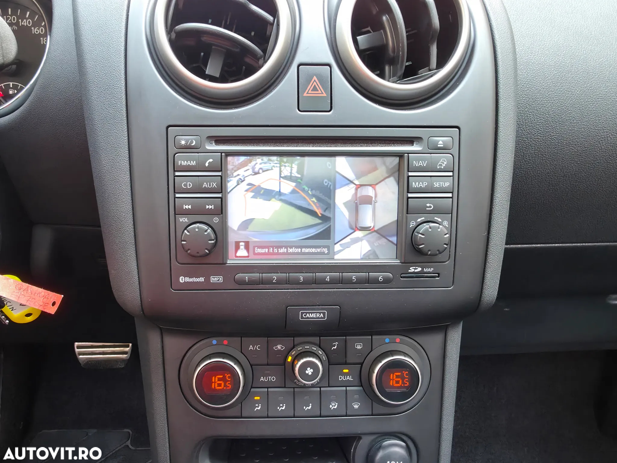 Nissan Qashqai 2.0 dCi DPF 4x4 Aut tekna - 23