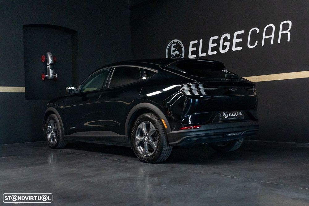 Ford Mustang Mach-E 75.7 kWh Premium AWD - 9
