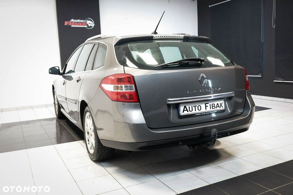 Renault Laguna - 8