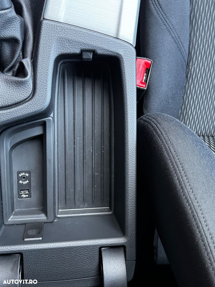 BMW Seria 3 320i GT - 35