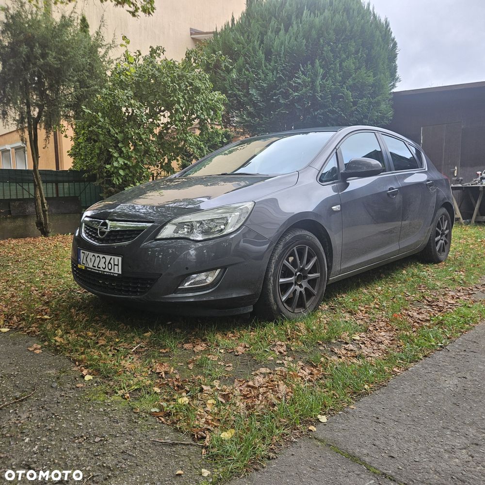 Opel Astra - 1