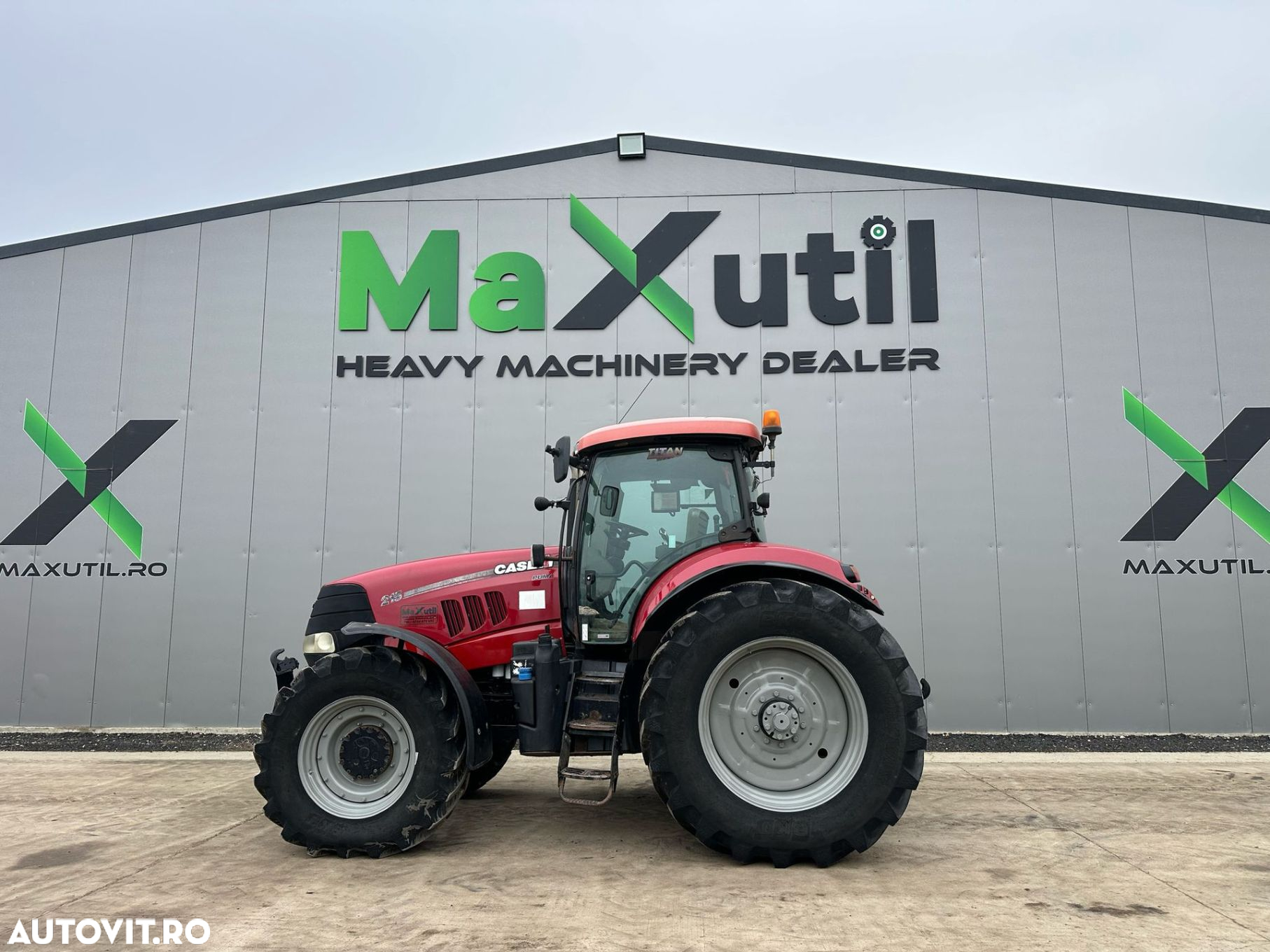 Case IH CVX 215 Tractor - 4