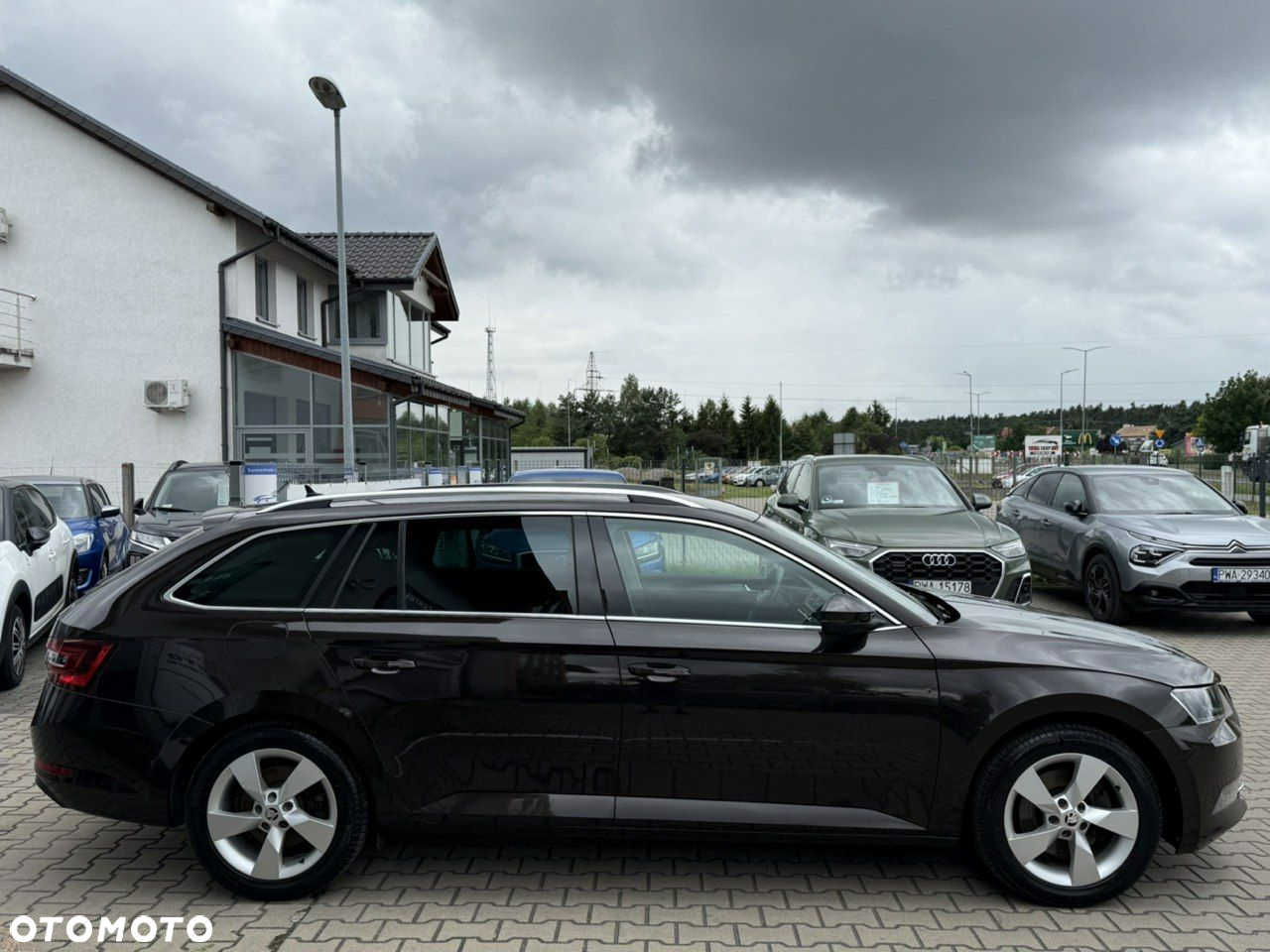 Skoda Superb Combi 1.4 TSI ACT DSG Style - 9