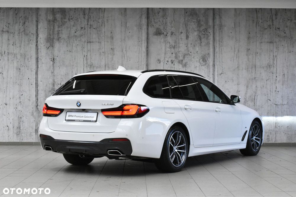 BMW Seria 5 520d mHEV M Sport sport - 3
