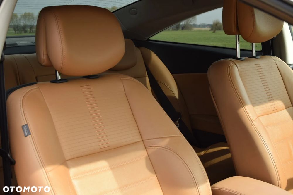 Renault Laguna 2.0T GT - 10