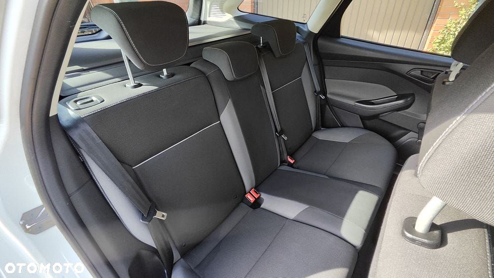 Ford Focus 1.0 EcoBoost Start-Stopp-System Ambiente - 20