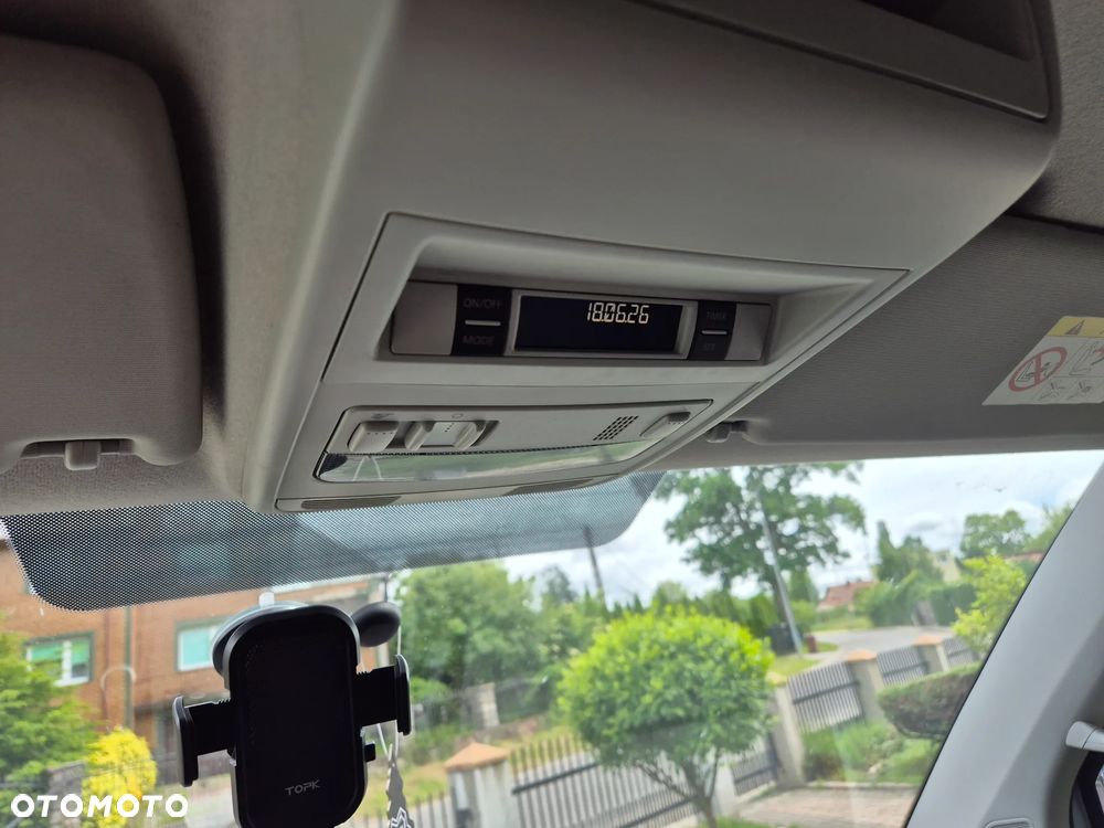 Volkswagen Transporter T6 - 11