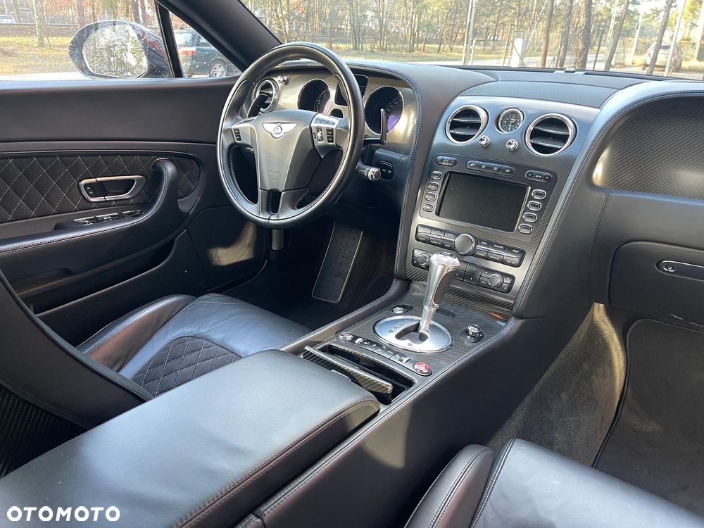 Bentley Continental GT - 16