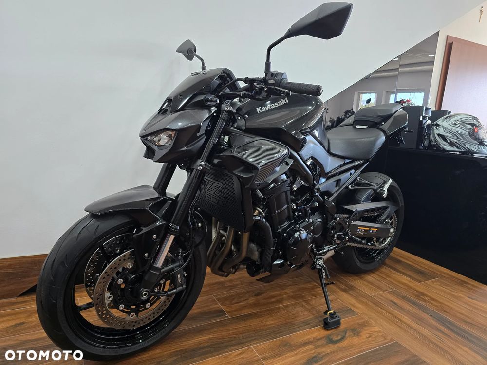 Kawasaki Z - 6