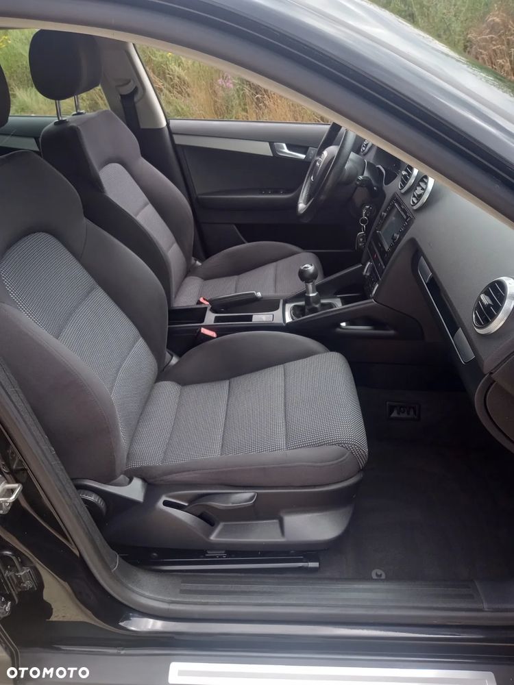 Audi A3 Sportback 1.6 Limited Edition - 6