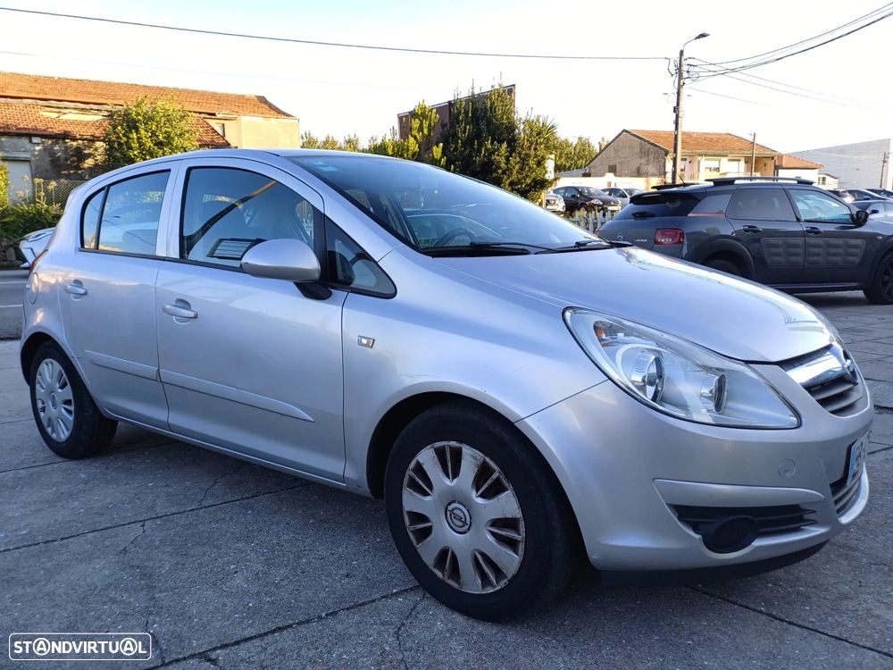 Opel Corsa 1.2 Cosmo - 1