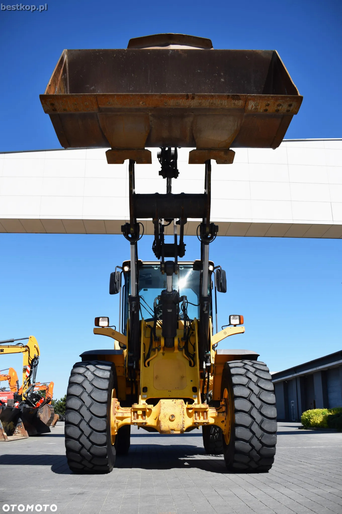 Volvo L90F - 18