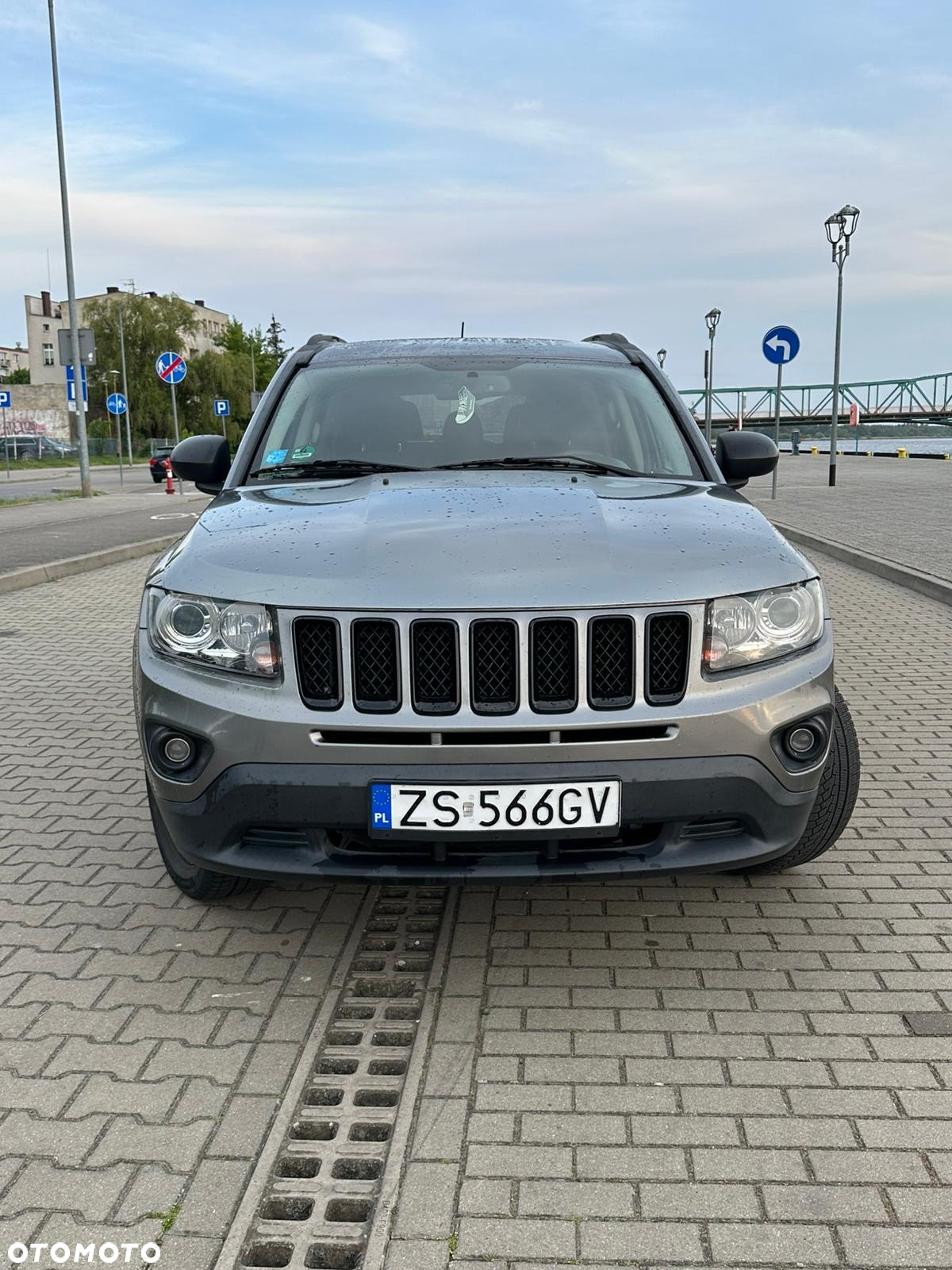 Jeep Compass 2.0 4x2 Limited - 4