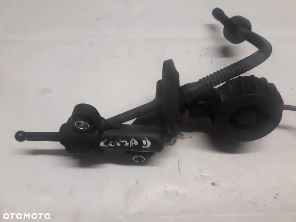 WYSPRZĘGLIK POMPA SPRZĘGŁA OPEL CORSA D 1,3 CDTI  55190993 - 2