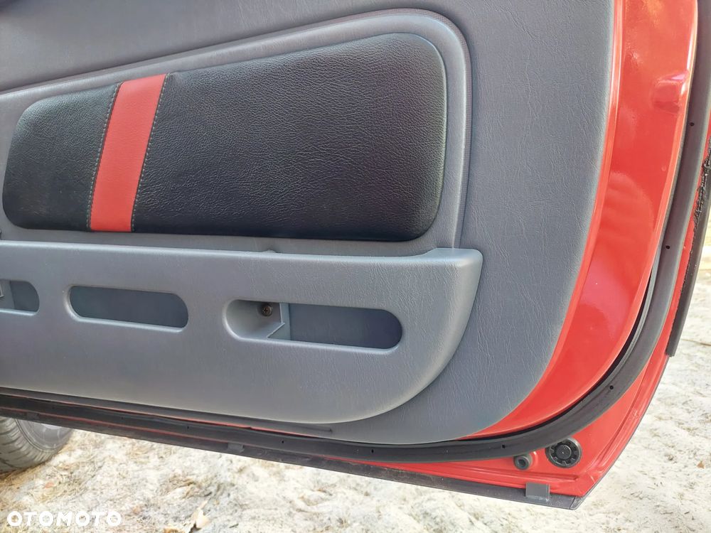 Toyota RAV4 2.0 - 21