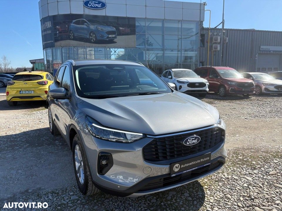 Ford Kuga - 1