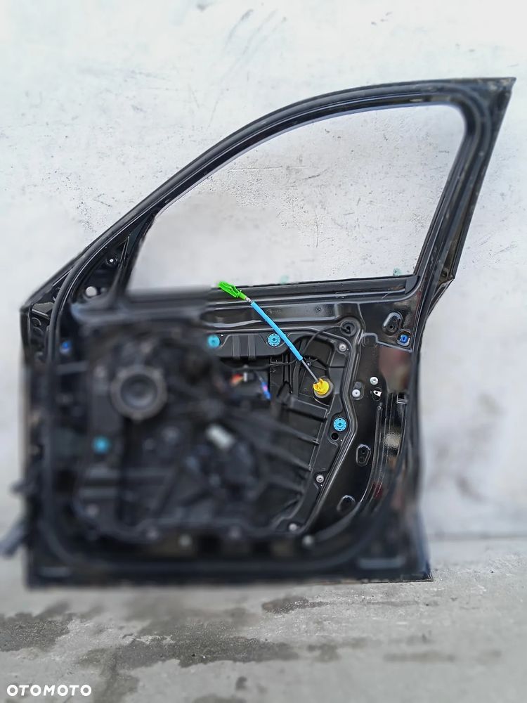 BMW X1 U11- DRZWI PRZEDNIE PRZÓD - 3