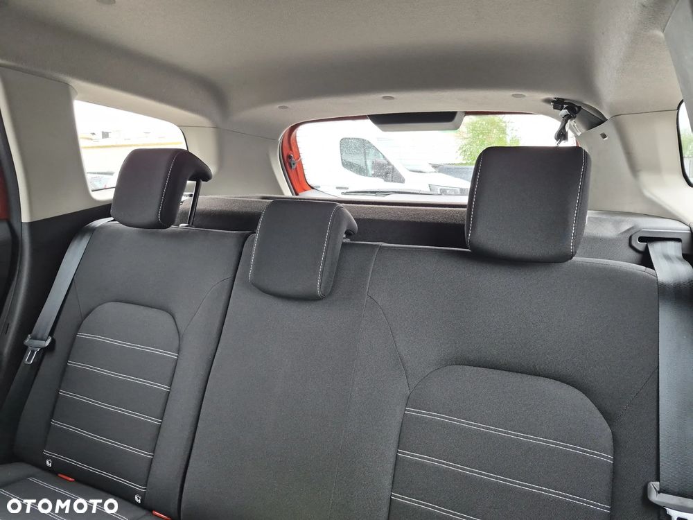 Dacia Duster 1.3 TCe Comfort - 16