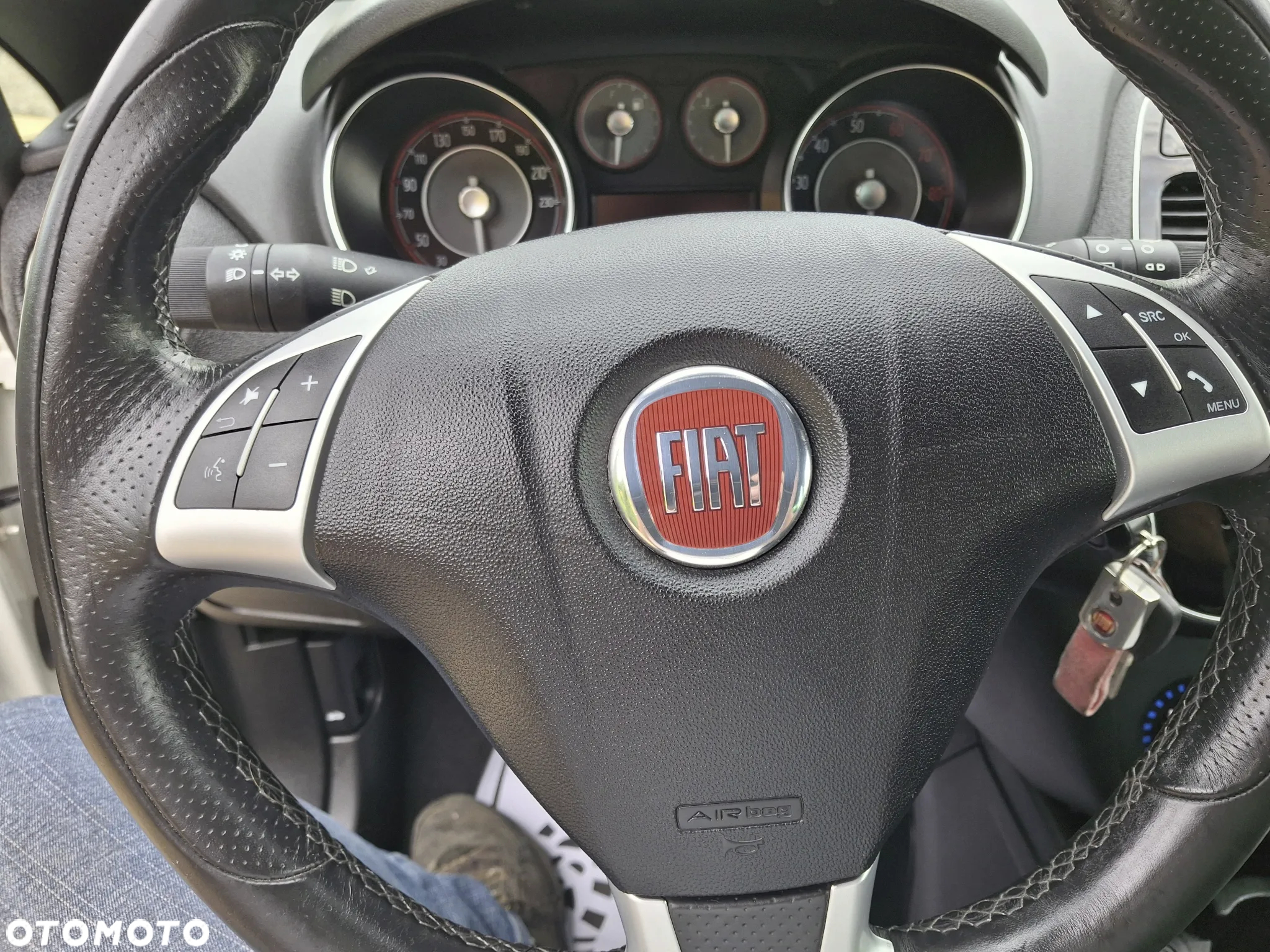 Fiat Punto 1.4 Easy Pakiet Easy Plus S&S - 27
