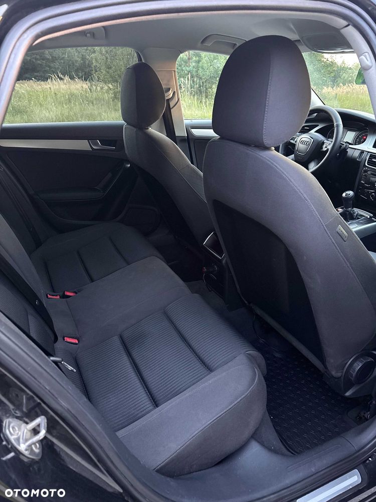 Audi A4 Limousine - 7
