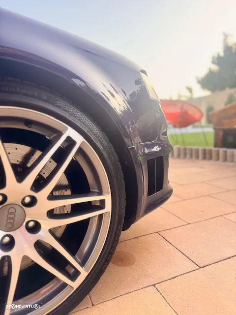 Audi RS4 Avant - 13