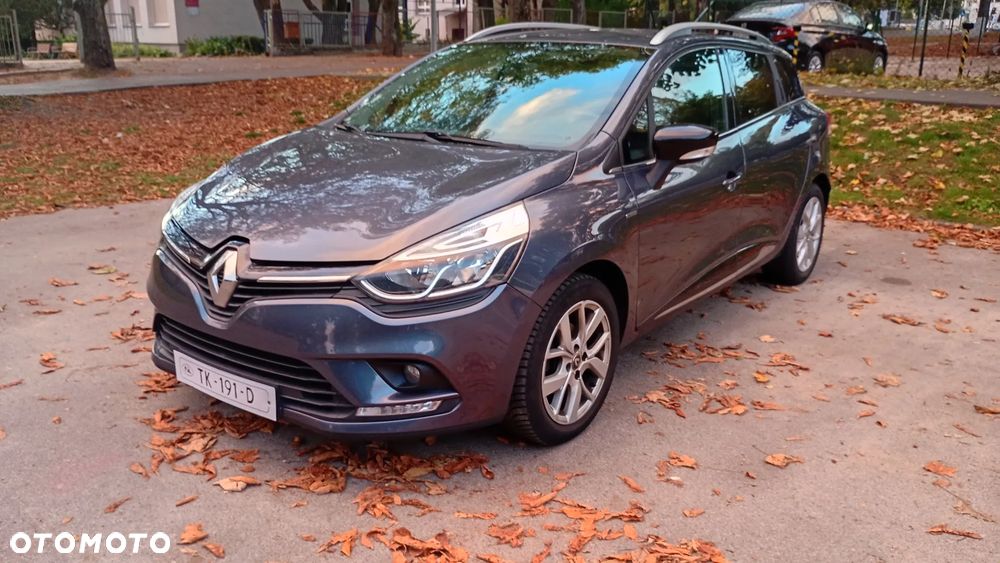 Renault Clio - 11