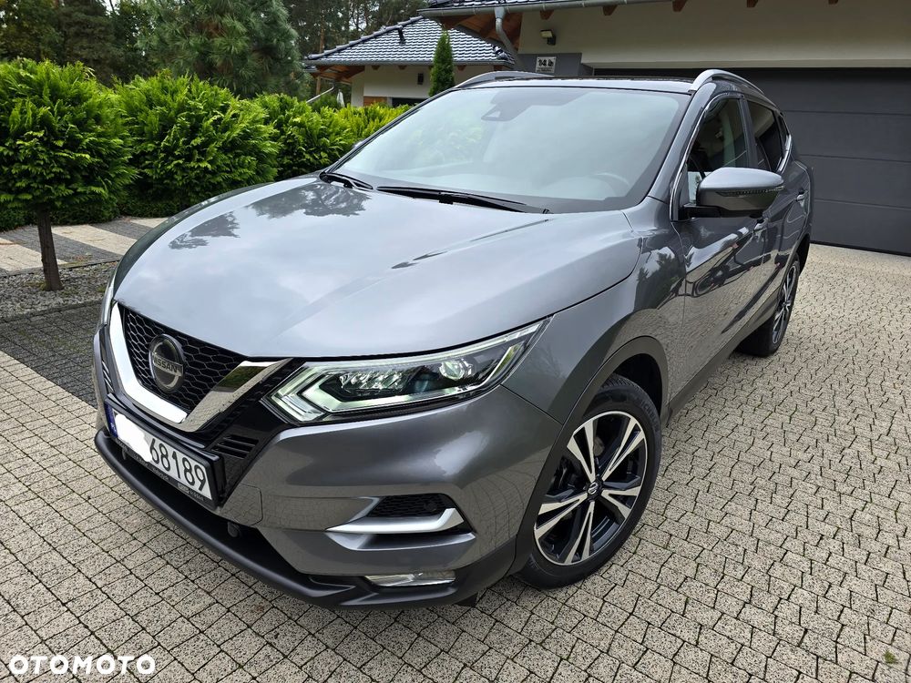 Nissan Qashqai 1.3 DIG-T N-CONNECTA - 1