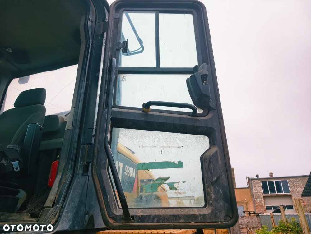 Caterpillar 938 M 4X4 - 16