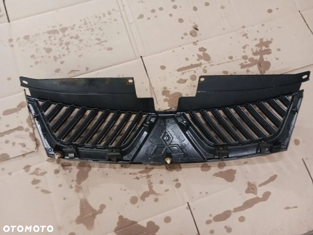 GRILL ATRAPA ZDERZAKA MITSUBISHI OUTLANDER II 05-10R - 4