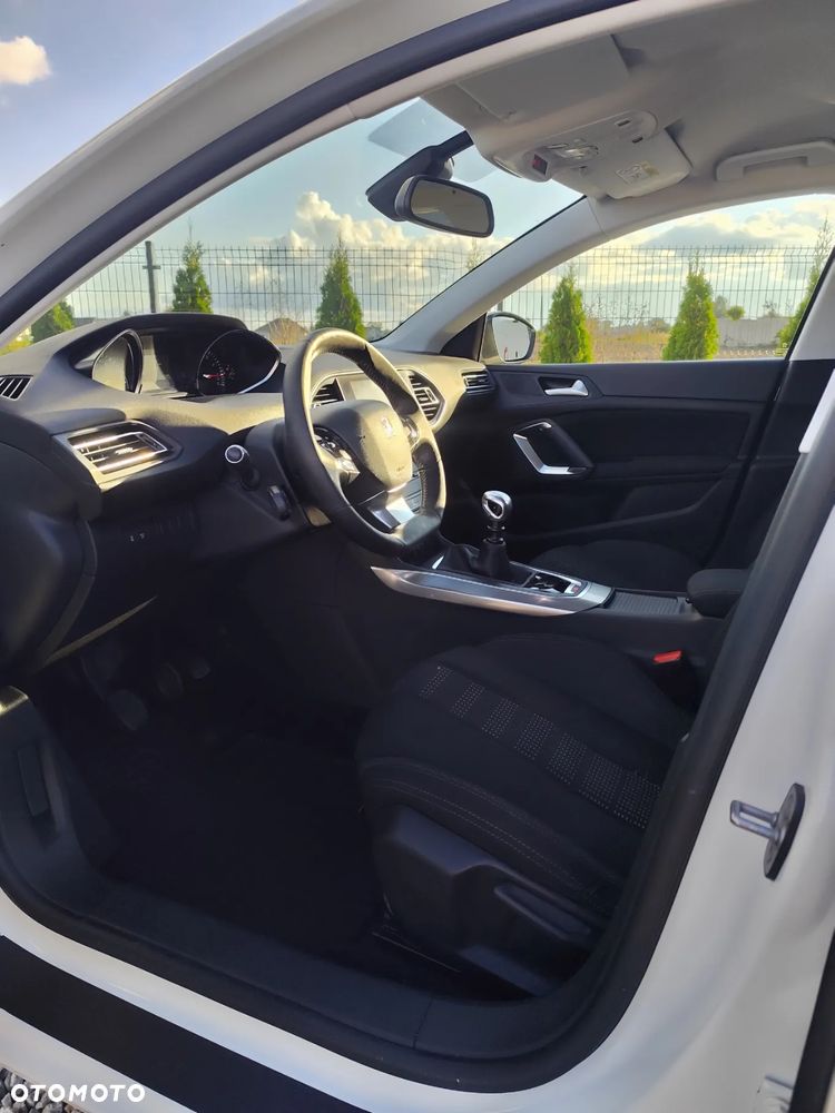 Peugeot 308 PureTech 130 Active Pack - 14