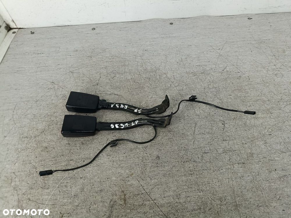 ZAPINKI, SPINKI PASA PRZÓD KOMPLET VW PASSAT B6 3C0857756  3C0857755 - 5