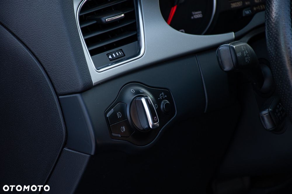 Audi A4 Avant 2.0 TDI DPF quattro Ambition - 21