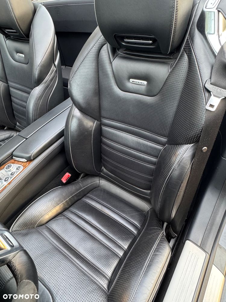 Mercedes-Benz SL 63 AMG AMG Speedshift MCT 7-Gang Sportgetriebe AMG Performance Package - 5