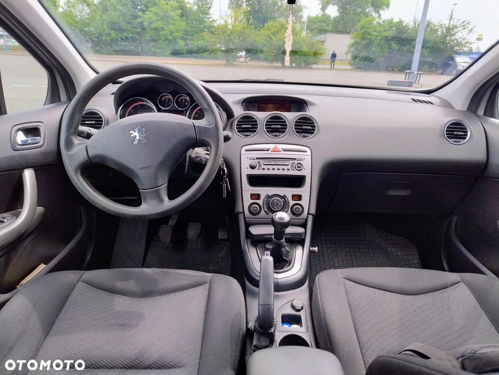 Peugeot 308 1.6 Trendy - 9