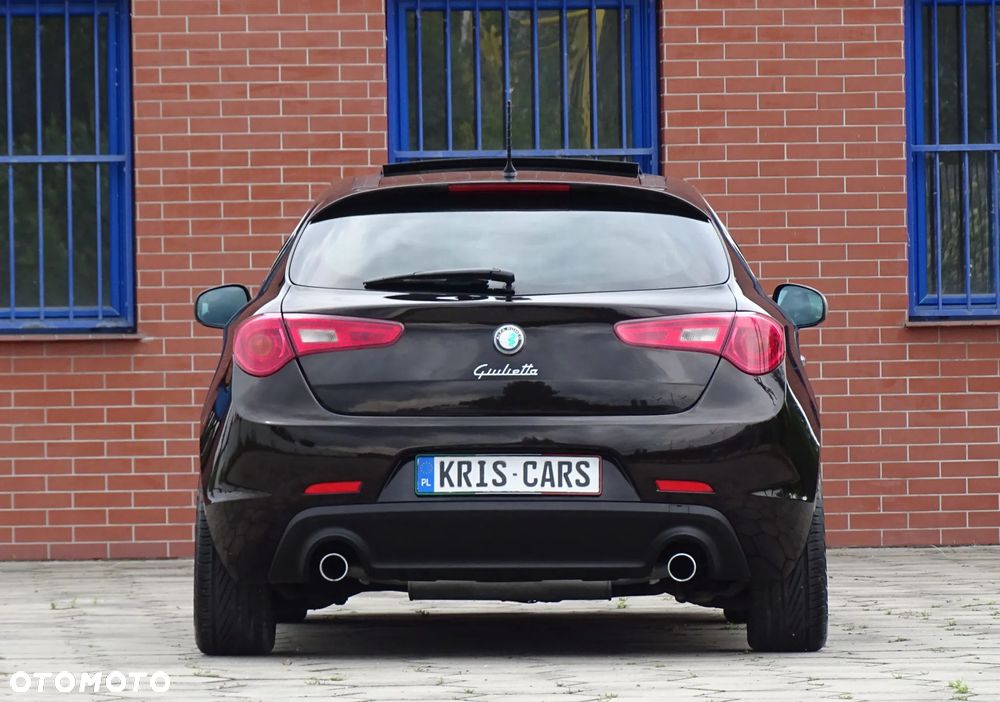 Alfa Romeo Giulietta 1750 TBi Quadrifoglio Verde - 12