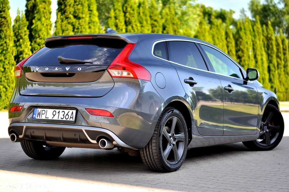 Volvo V40 D3 R-Design Summum - 3