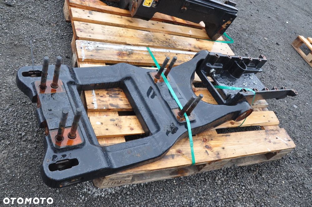 WSPORNIK RAMA DEUTZ FAHR 6160 NR 002145280 - 5