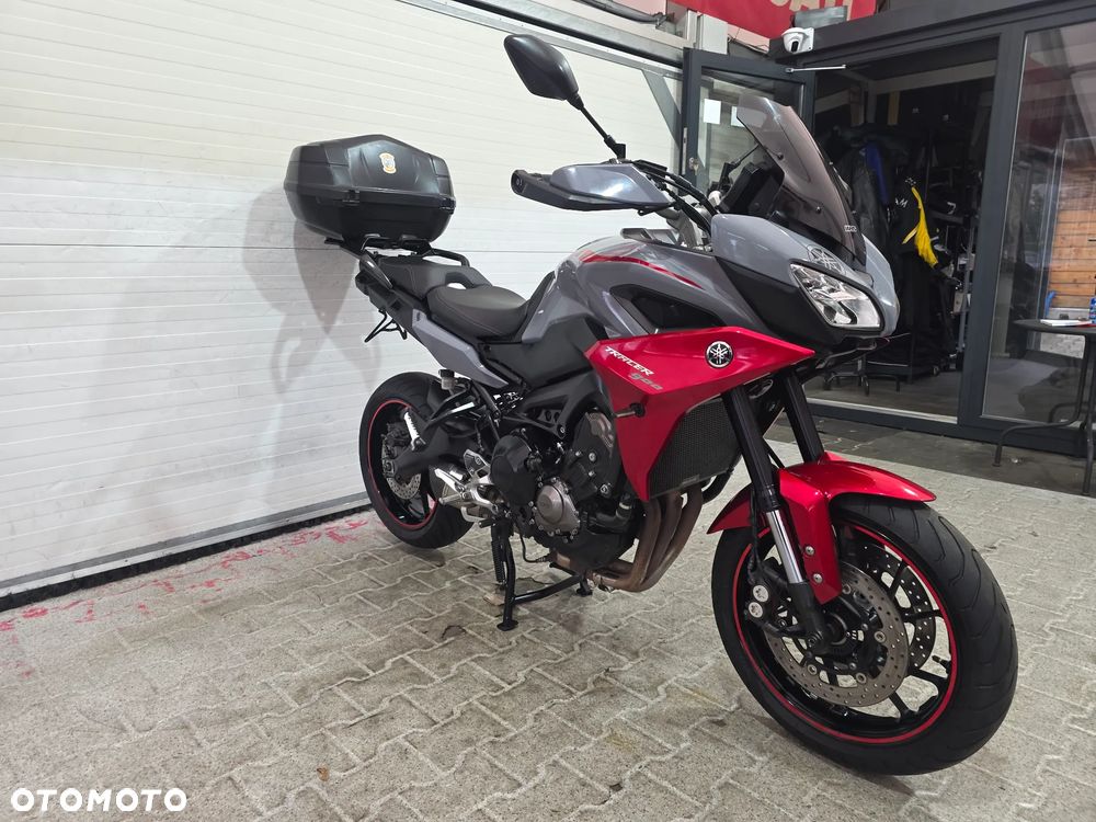 Yamaha MT - 5