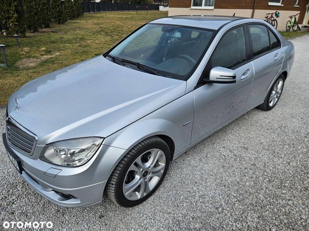 Mercedes-Benz Klasa C 180 K BlueEff Elegance - 6