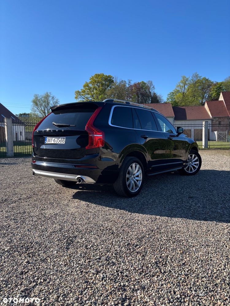 Volvo XC 90 D5 AWD Momentum - 3