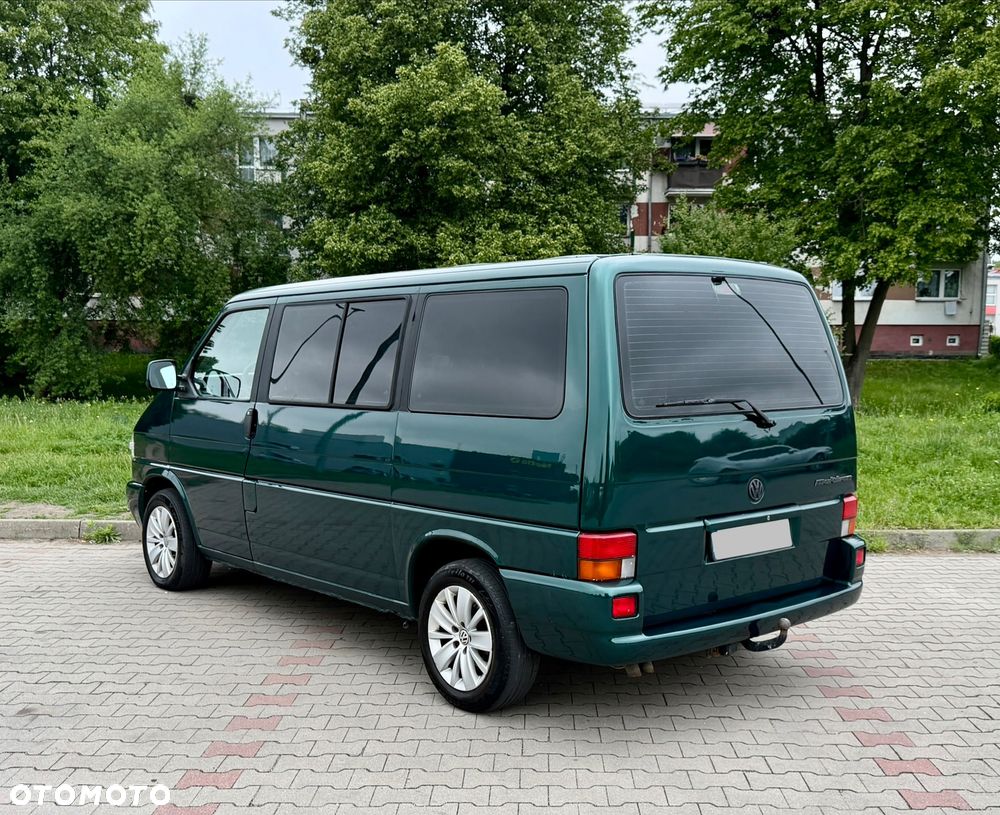 Volkswagen Multivan D - 2