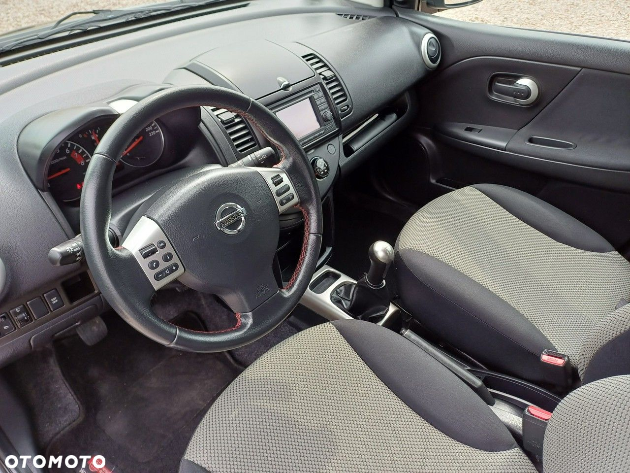 Nissan Note - 11