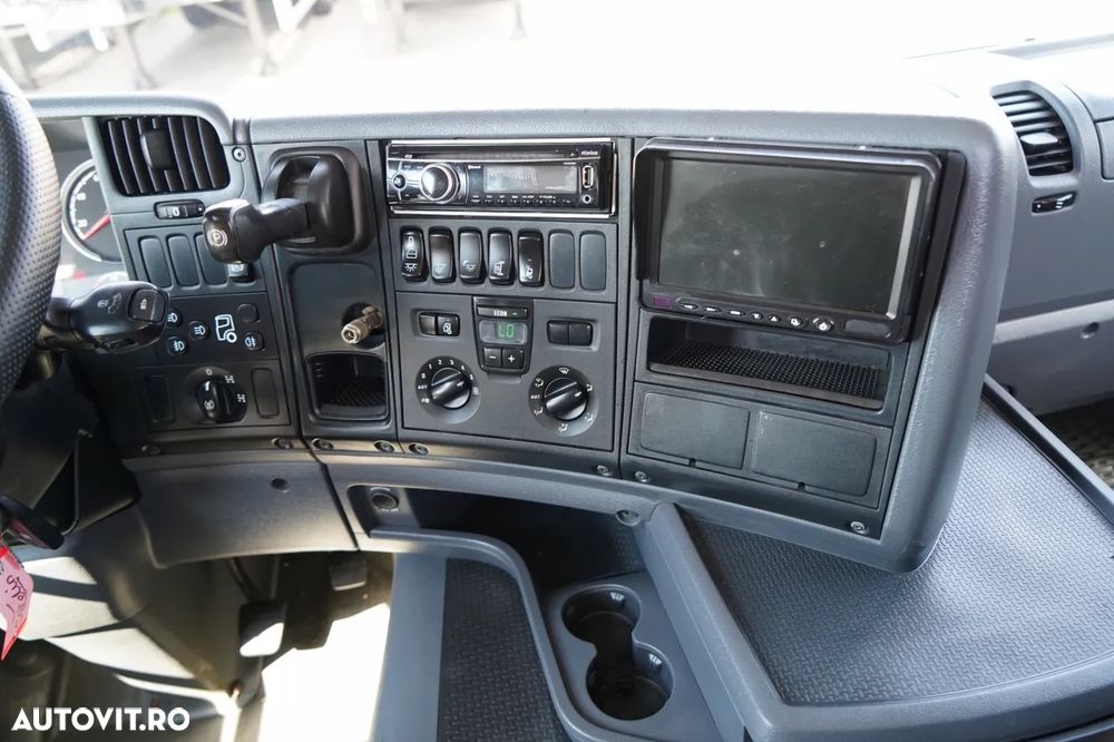 Scania G 410 / 8X4 / CAROSERIE BACĂ ASFALT / 2X CLAPETĂ HIDRAULICĂ / ACOPERIȘ HIDRAULIC / PENTRU PAVINGURI - 32