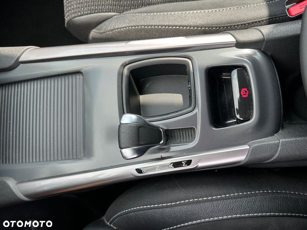 Citroën C4 e-HDi 110 EGS6 Business Class - 13