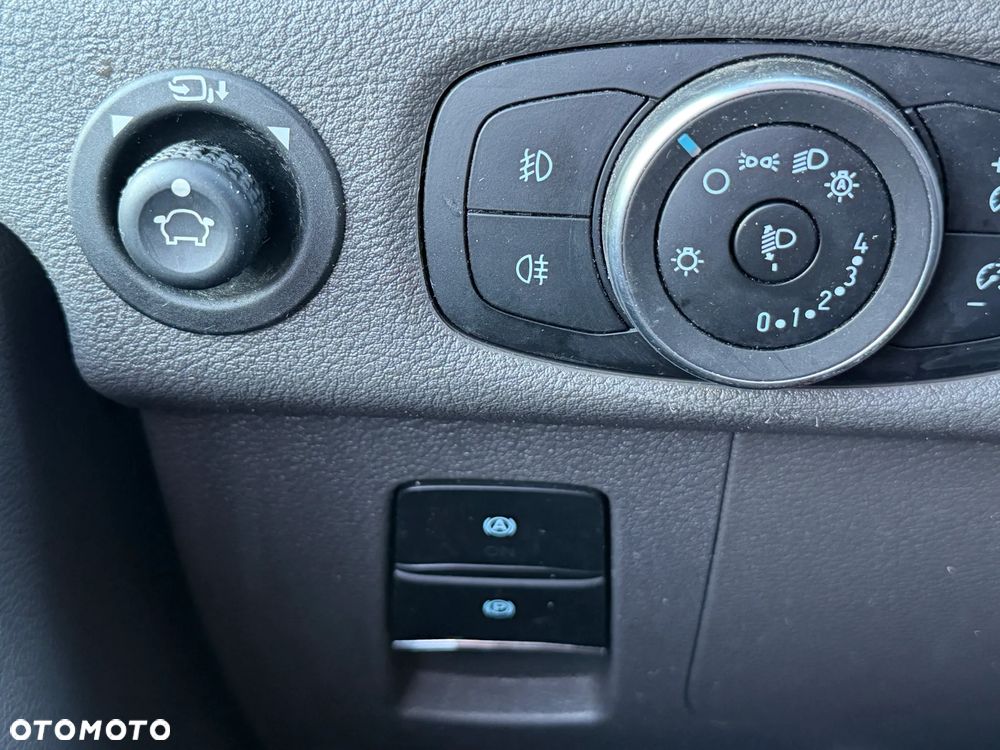 Ford TRANSIT E-TRANSIT - 21