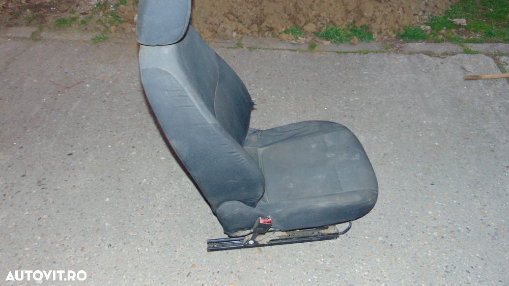 Scaun stanga fata,cu airbag,fara incalzire Skoda Rapid an 2012-2017 - 7